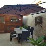 Susann שיבניק